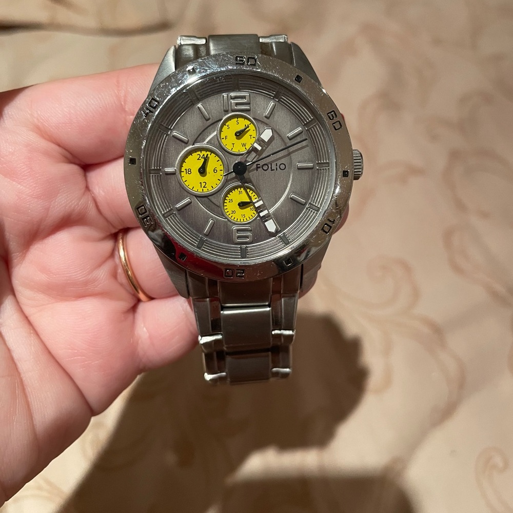 Folio Watch - image 1